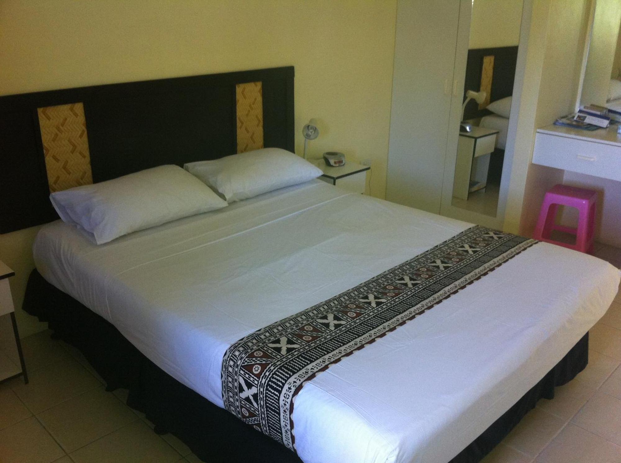 Grand West Villas Nadi Bagian luar foto