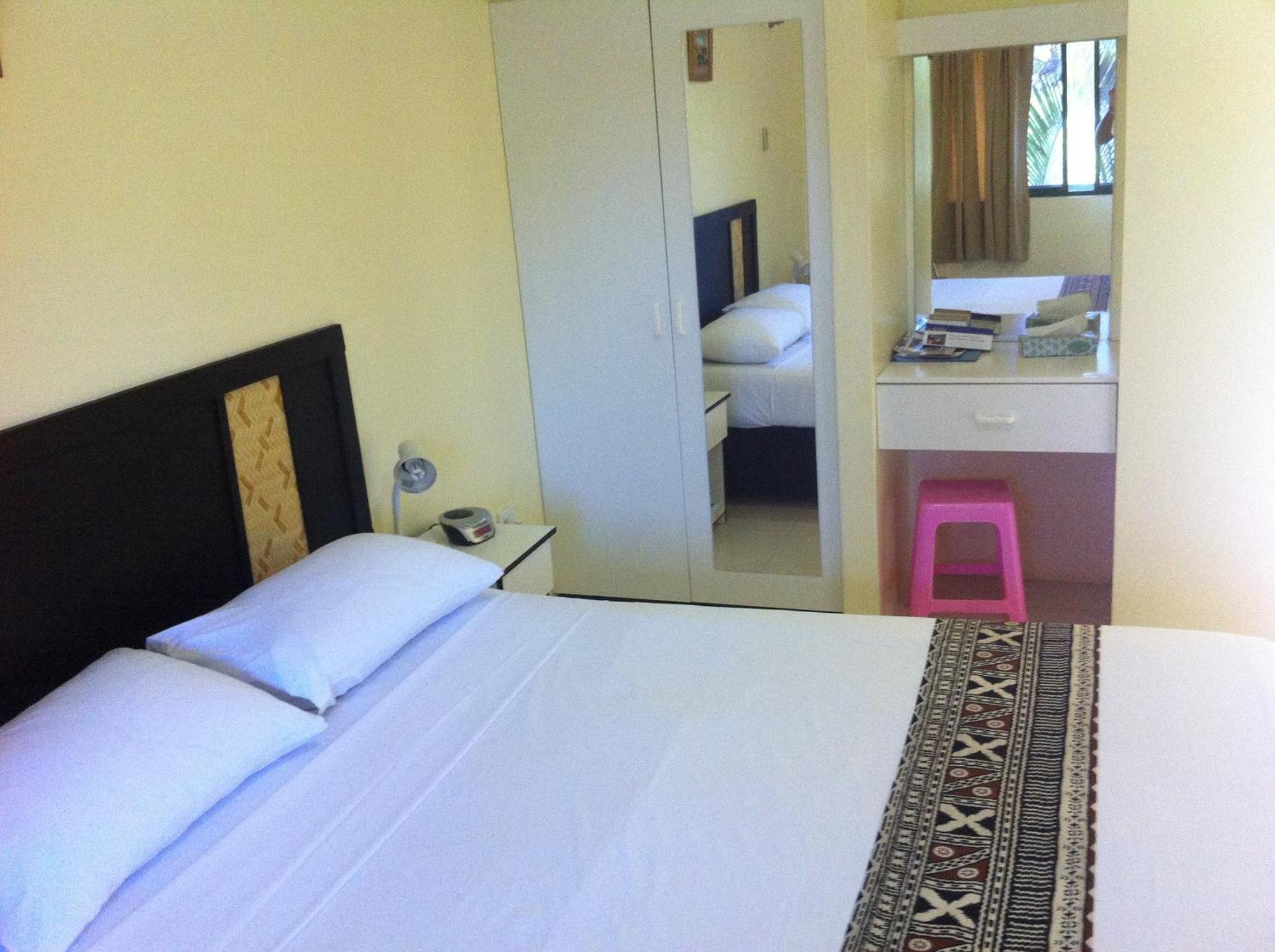 Grand West Villas Nadi Bagian luar foto